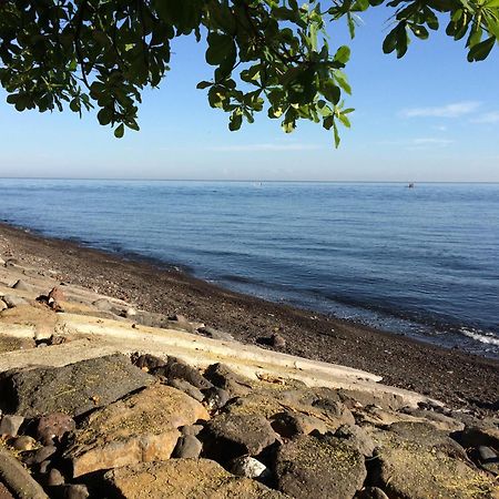 Bali Segara Lestari Oceanfront Villas Tejakula Extérieur photo